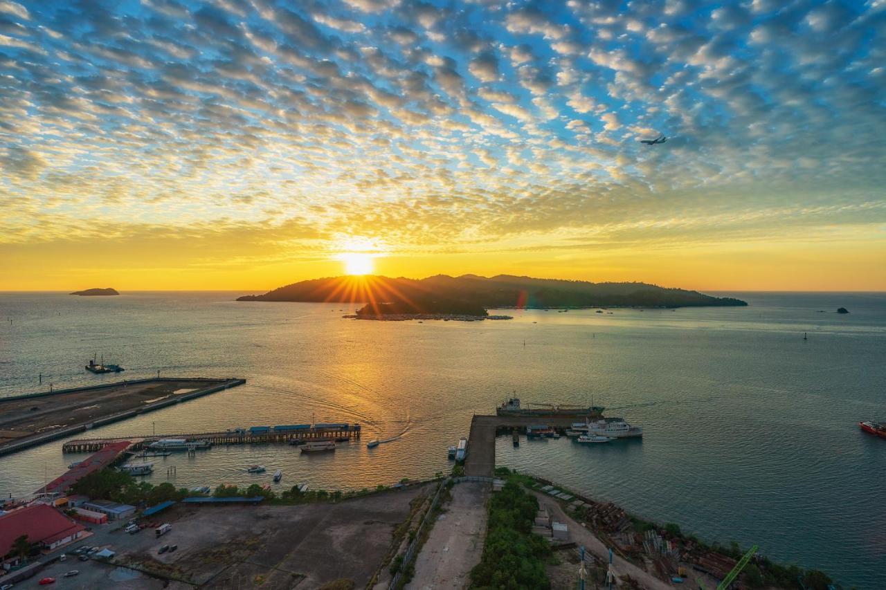 Full Seaview 2R1B Condo For 6Pax In Kota Kinabalu Bagian luar foto