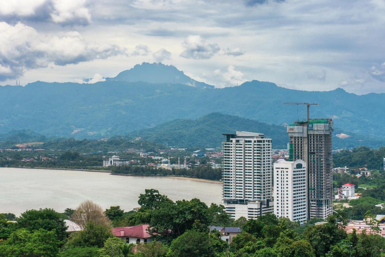 Full Seaview 2R1B Condo For 6Pax In Kota Kinabalu Bagian luar foto