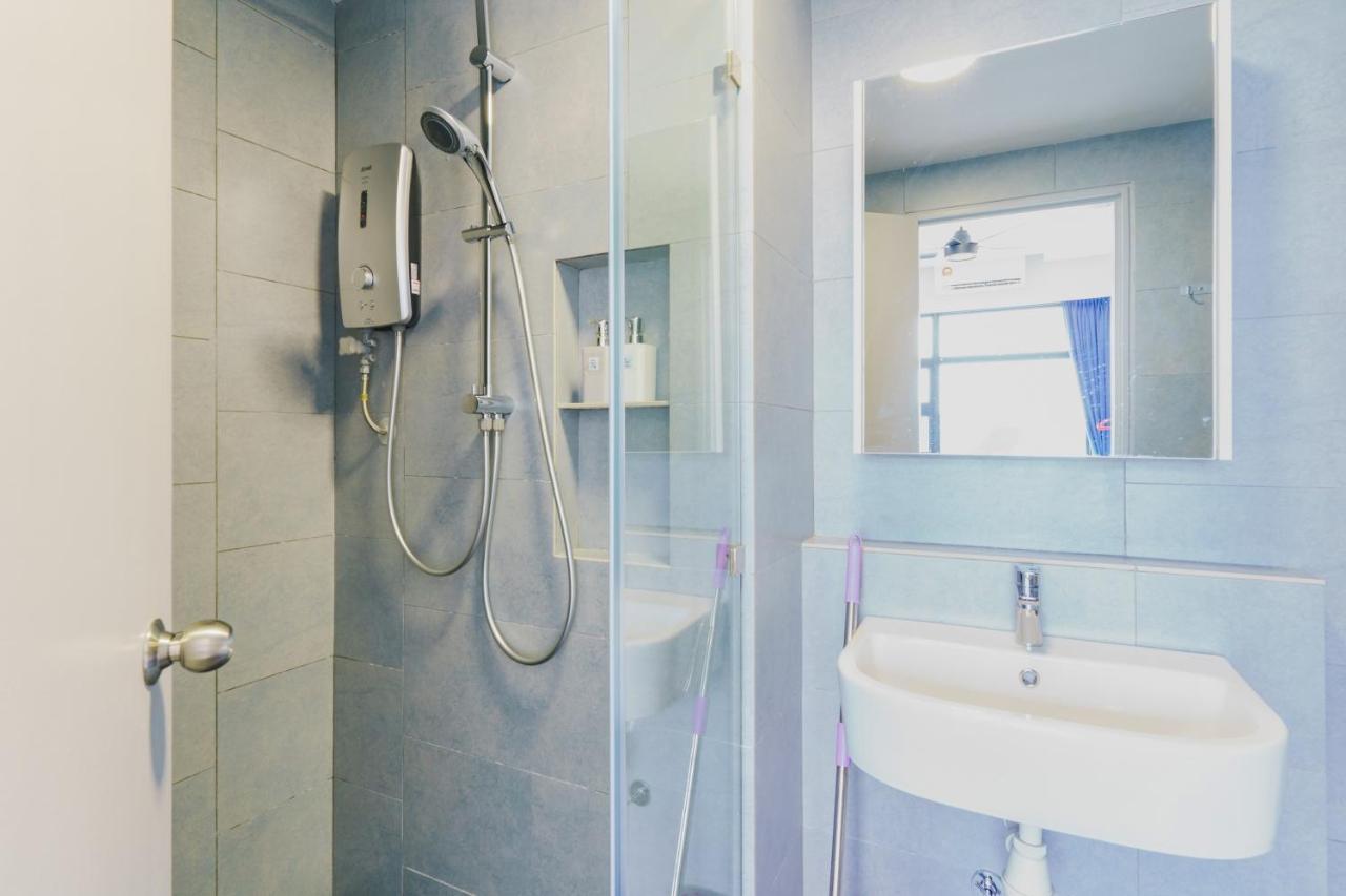 Full Seaview 2R1B Condo For 6Pax In Kota Kinabalu Bagian luar foto